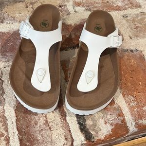 Birkenstock Papillio Platform Gizeh Sandals.  Sz 38